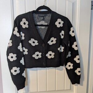 Streetwear Society black cropped cardigan w/white flowers M